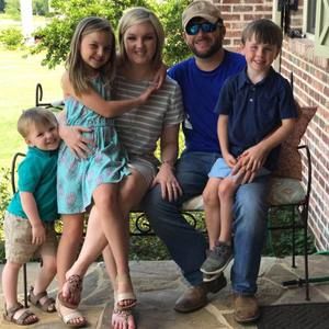 Meet your Posher, Molly